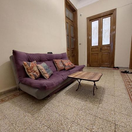 Room No5 A Private Room With Balcony For Men Only And No Ladies Allowed غرفة خاصة للرجال فقط ممنوع السيدات Александрія Екстер'єр фото