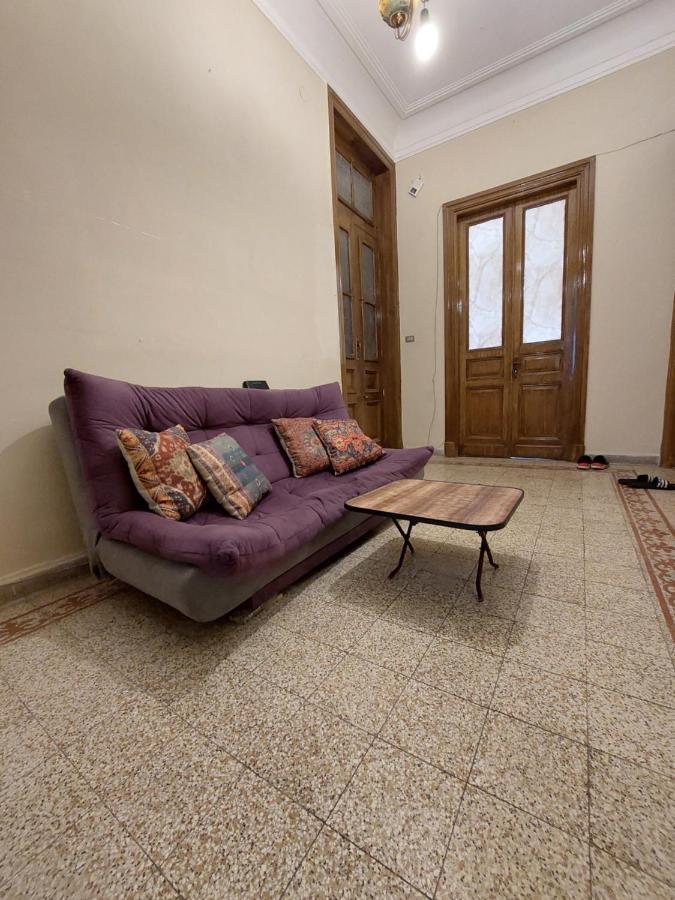 Room No5 A Private Room With Balcony For Men Only And No Ladies Allowed غرفة خاصة للرجال فقط ممنوع السيدات Александрія Екстер'єр фото